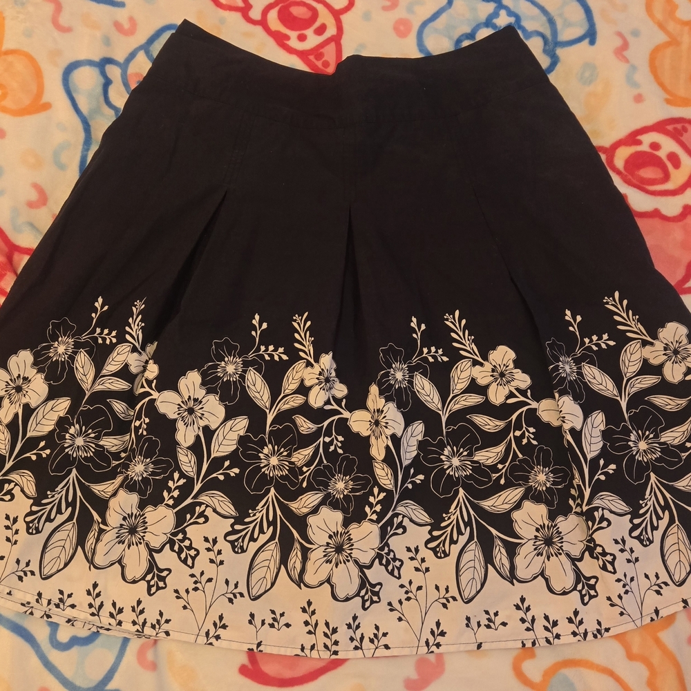 Jessica Black and White Floral Midi Skirt
